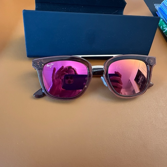 Maui Jim Polarized "Relaxation Mode" sunglass, MJ844-19B 49-22-145 - Picture 3 of 7